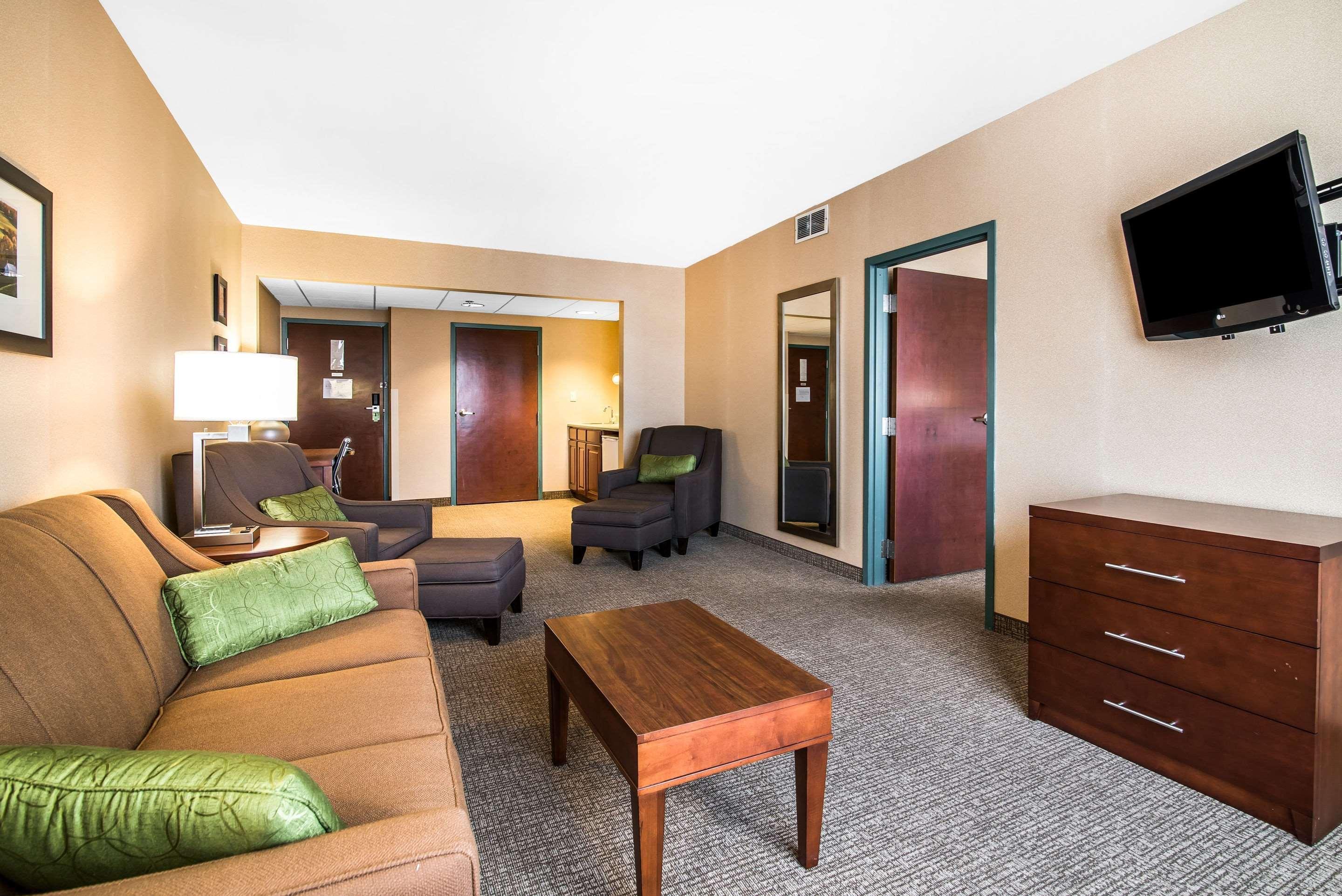 Quality Inn & Suites Towanda Exterior foto